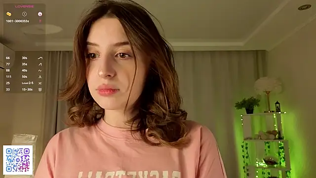 LeanneDinkle online show from February 2026 04:53:02 AM