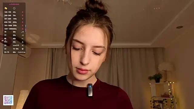 LeanneDinkle online show from April 2026 04:11:01 AM