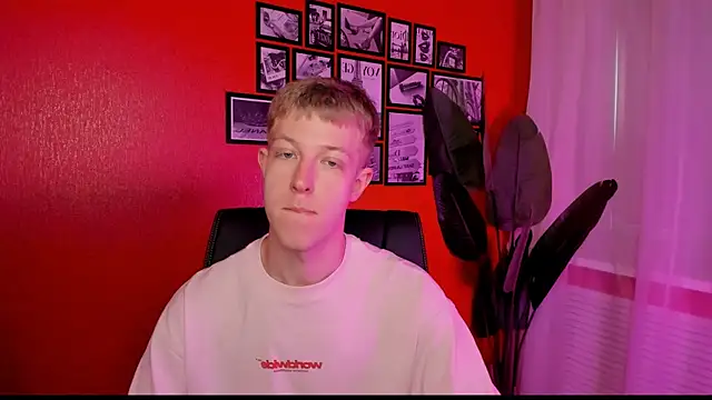 Dylan Norton online show from July 2026 10:32:02 AM