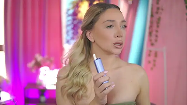 Snapshot of NadyaBlue chatting on March 2026 07:15:01 AM NadyaBlue online show from March 2026 07:15:01 AM