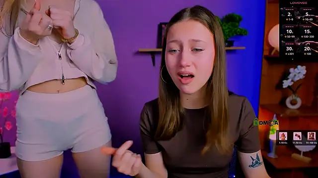 arianaa cat online show from June 2026 06:35:02 PM