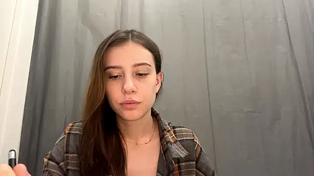 SofiaBlumer online show from February 2026 02:35:01 PM