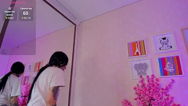 Ashley Blum  online show from April 2026 12:11:02 PM