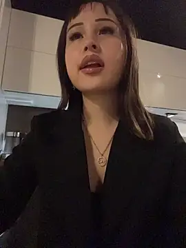 Just-Lilly online show from March 2026 02:00:01 AM