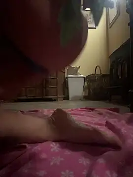 Snapshot of missgirl88 chatting on February 2026 05:52:01 PM missgirl88 online show from February 2026 05:52:01 PM