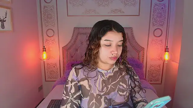 Snapshot of Honny_Blaice_ chatting on February 2026 12:02:01 PM Honny Blaice online show from February 2026 12:02:01 PM