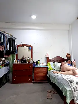 Snapshot of Dafne_77 chatting on March 2026 07:09:01 PM Dafne 77 online show from March 2026 07:09:01 PM