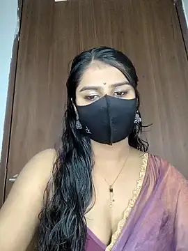 Snapshot of Alix_cuti chatting on May 2026 06:56:02 PM Alix cuti online show from May 2026 06:56:02 PM