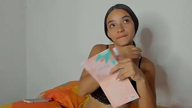 Lilith pink29 online show from February 2026 03:45:01 AM