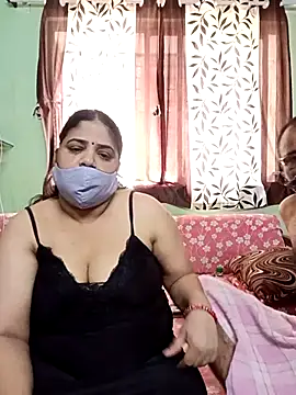 HoneyHush online show from February 2026 06:02:02 AM