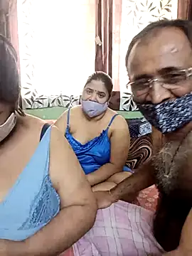 HoneyHush online show from March 2026 09:27:01 AM