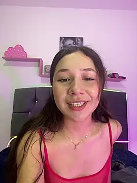 DULCE MARIA EF online show from February 2026 04:32:01 PM