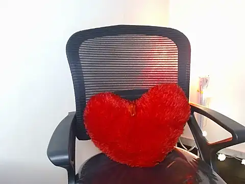 ELIZA 01 online show from February 2026 05:56:01 AM