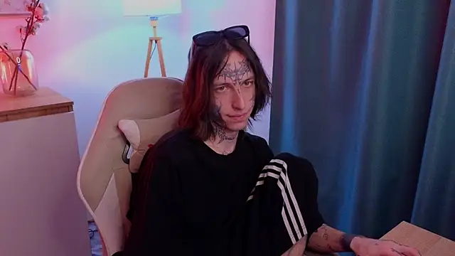 swagamee online show from April 2026 07:58:02 PM