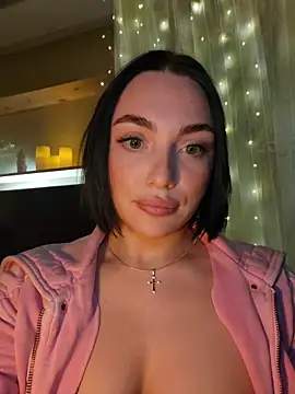 Snapshot of HotDevilGirl_ chatting on February 2026 05:19:01 PM HotDevilGirl online show from February 2026 05:19:01 PM