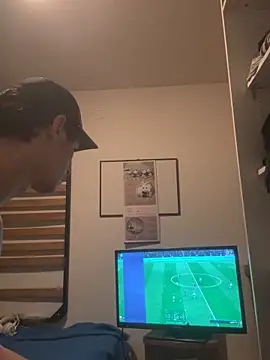 Snapshot of leh31l chatting on February 2026 06:01:01 PM leh31l online show from February 2026 06:01:01 PM