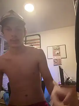 Snapshot of leh31l chatting on February 2026 06:58:02 PM leh31l online show from February 2026 06:58:02 PM