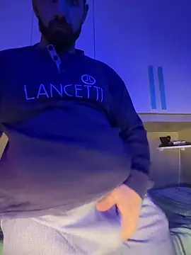 Snapshot of no-name15 chatting on March 2026 11:44:01 PM no-name15 online show from March 2026 11:44:01 PM