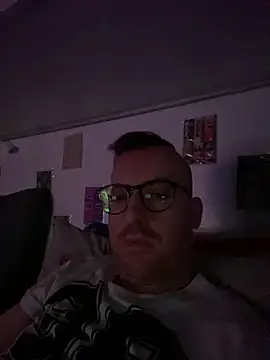 io1Elian online show from April 2026 06:35:01 PM