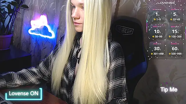 Shiny Victoria online show from March 2026 10:18:02 AM