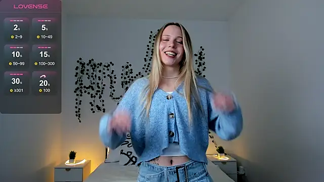 EllyMartinez online show from February 2026 12:48:02 PM