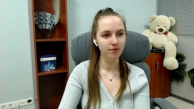 Nessi-Morris online show from February 2026 08:18:01 AM