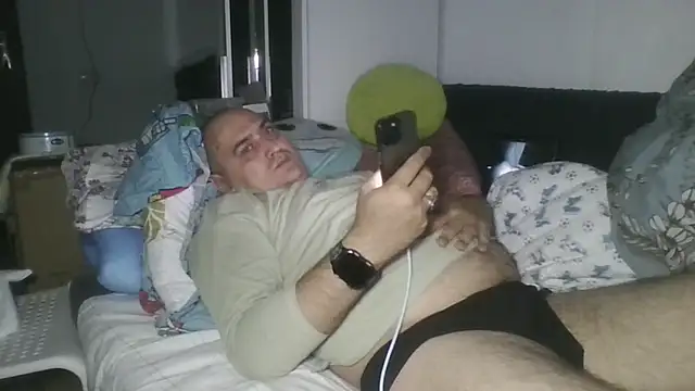 Snapshot of vitalik66679 chatting on February 2026 06:19:01 PM vitalik66679 online show from February 2026 06:19:01 PM