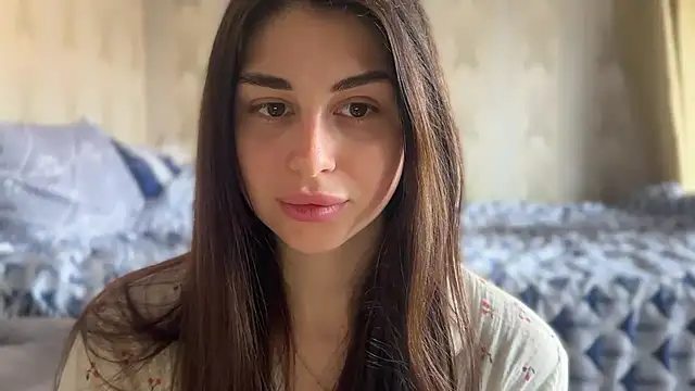 LiluMartiznir online show from April 2026 06:22:02 AM