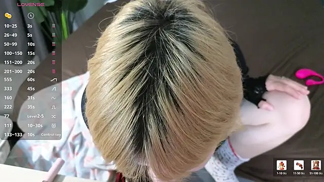 AutumnWhisper online show from April 2026 07:58:02 PM