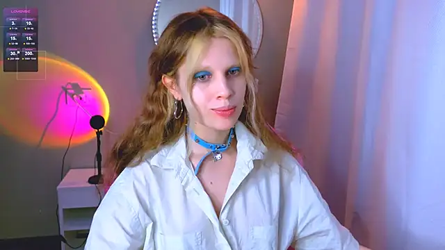 Snapshot of Maxine_gold chatting on May 2026 08:58:01 PM Maxine gold online show from May 2026 08:58:01 PM