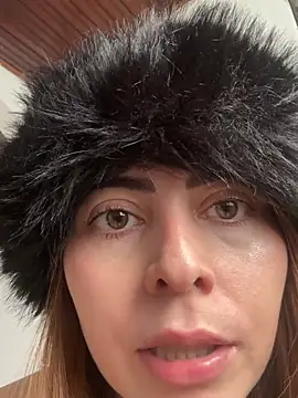 lilasun17 online show from April 2026 06:10:01 PM