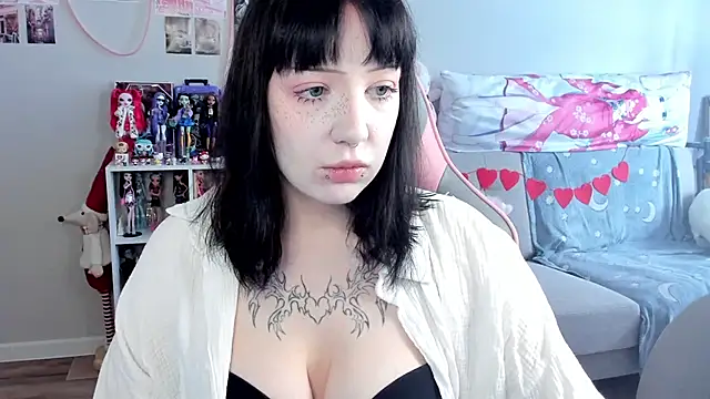 MollysLand online show from February 2026 09:08:02 AM