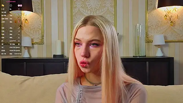 SimonaKaroly online show from March 2026 08:09:02 AM