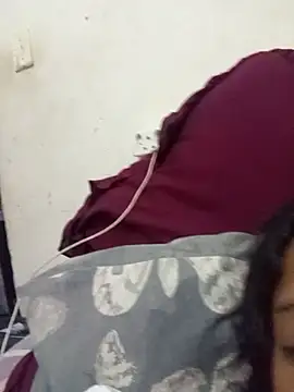 loveofpetitegirls34 online show from April 2026 03:25:02 PM