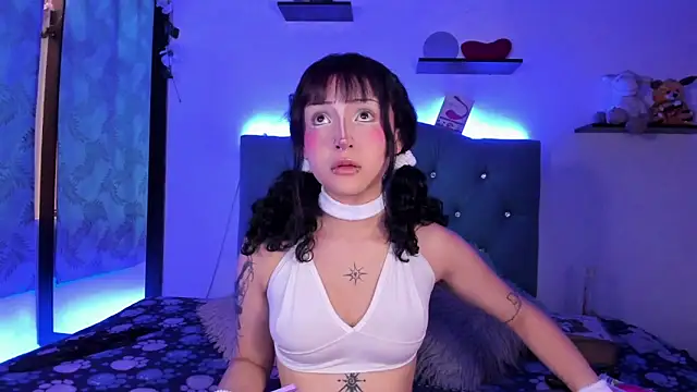 Gemma honey online show from April 2026 01:11:01 PM