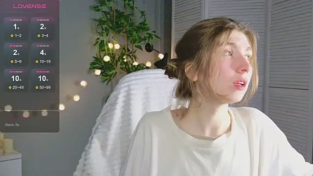 Bubble Chloe online show from April 2026 04:29:01 PM