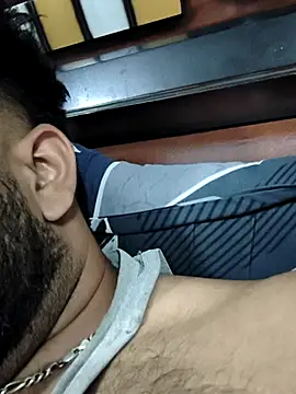 MrCurioX online show from April 2026 07:58:02 PM