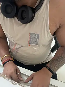 Rah0091 online show from February 2026 09:44:02 PM