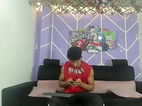 Yoel hot2004 online show from April 2026 07:34:02 PM