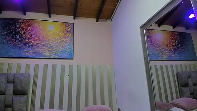 nina glow online show from June 2026 11:26:02 AM
