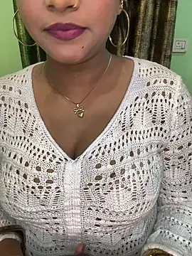 LIZNA 0 online show from February 2026 05:09:02 PM