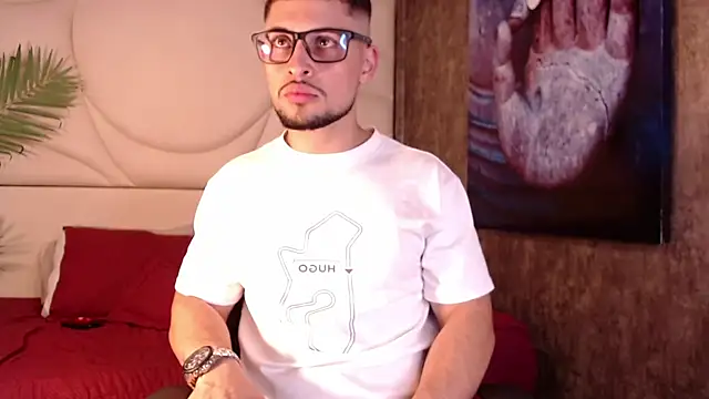 valenssio moretti online show from March 2026 04:06:01 AM