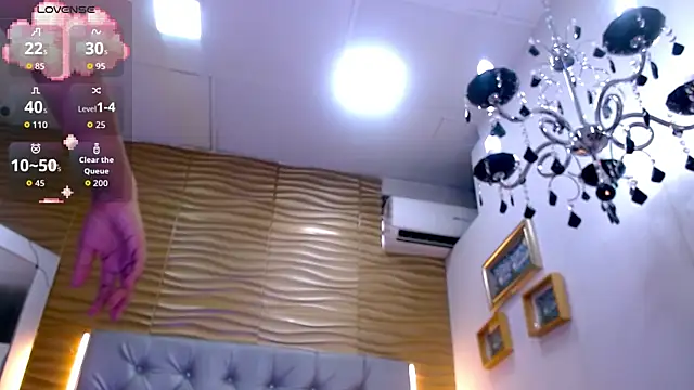 MariyaNovakie online show from April 2026 12:20:01 PM