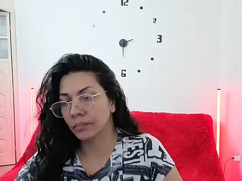 johana collins online show from March 2026 06:48:01 PM