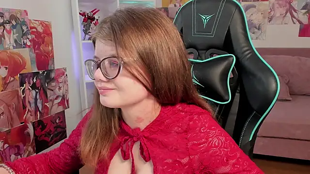 ChloeHalses online show from March 2026 06:29:02 PM