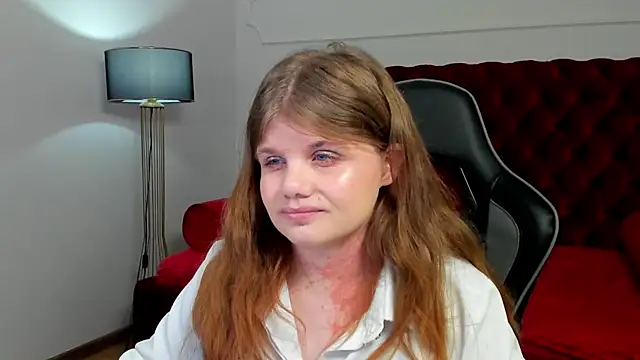 ChloeHalses online show from July 2026 05:06:02 PM