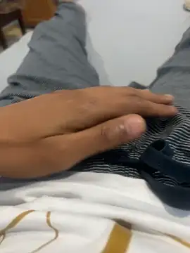 youngsterSA223 online show from April 2026 10:12:02 PM