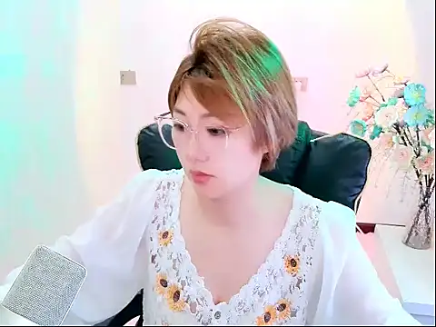 Snapshot of zhuzhu-66 chatting on June 2026 06:08:01 AM zhuzhu-66 online show from June 2026 06:08:01 AM