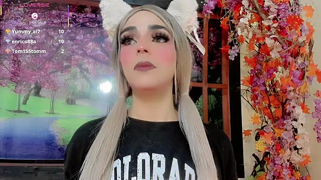 Snapshot of Maddye_Fox chatting on April 2026 07:19:01 PM Maddye Fox online show from April 2026 07:19:01 PM