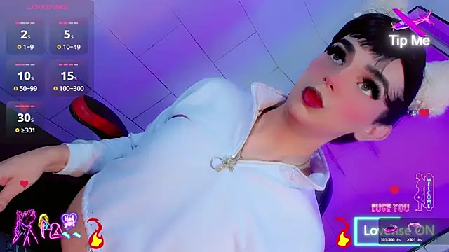 Snapshot of Maddye_Fox chatting on June 2026 03:30:02 AM Maddye Fox online show from June 2026 03:30:02 AM